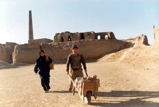 کارگردان: سمیرا مخملباف